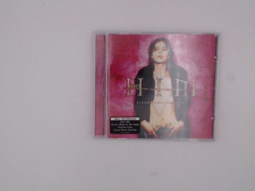 Razorblade romance 901818 - romance,